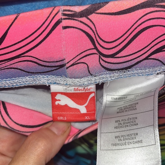 - Girls XL PUMA leggings - Picture 3 of 3